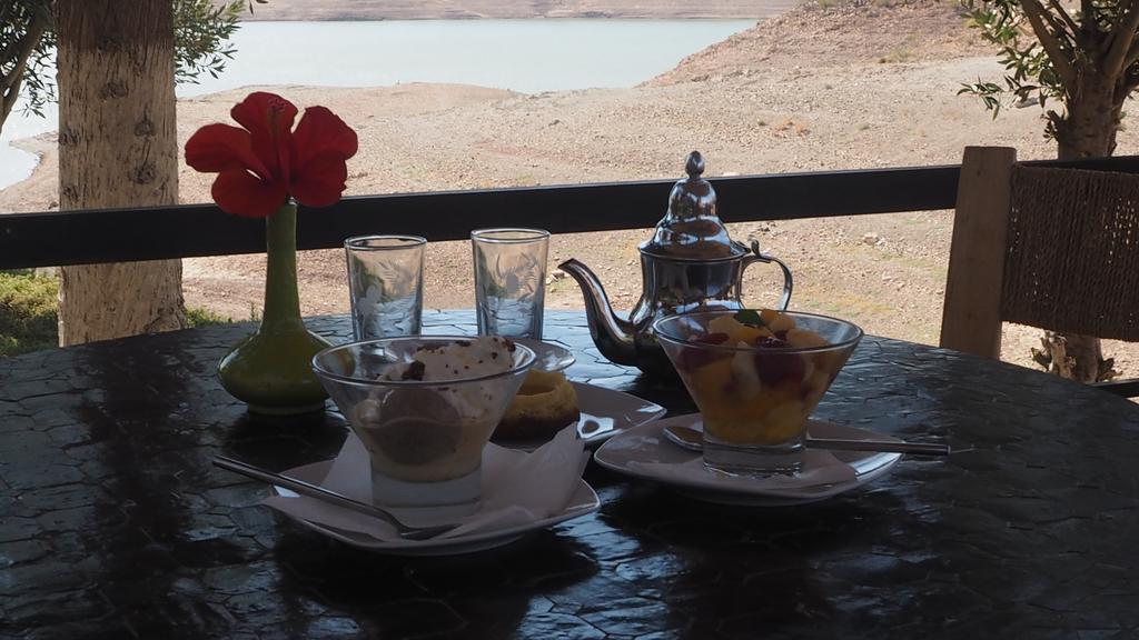 Dar Tifrouine Hotel Lalla Takerkoust Bagian luar foto
