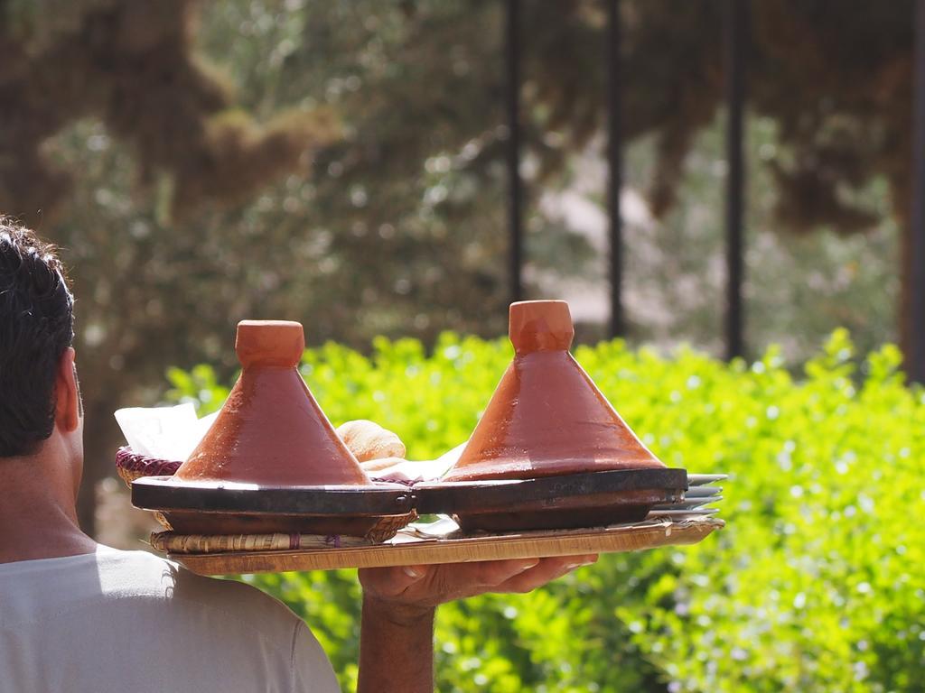 Dar Tifrouine Hotel Lalla Takerkoust Bagian luar foto