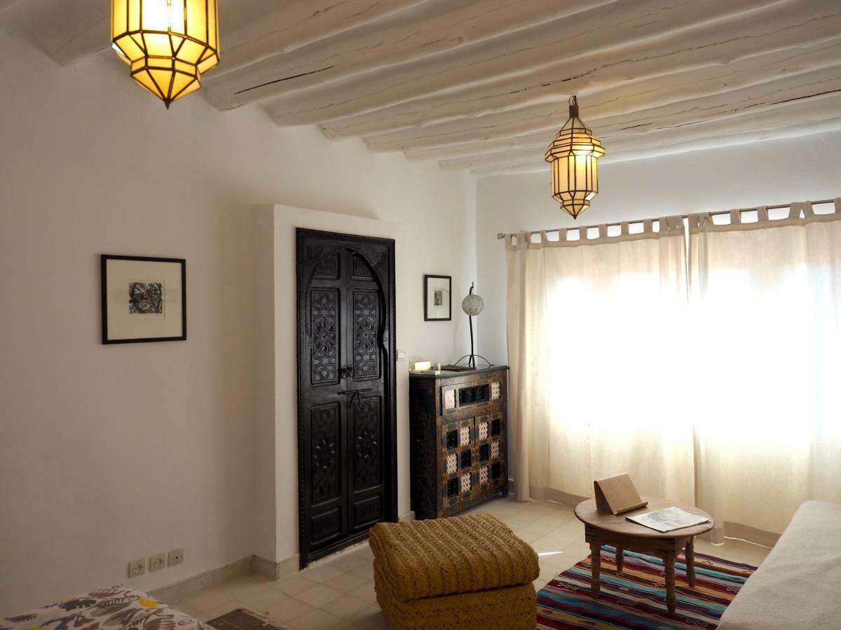 Dar Tifrouine Hotel Lalla Takerkoust Bagian luar foto