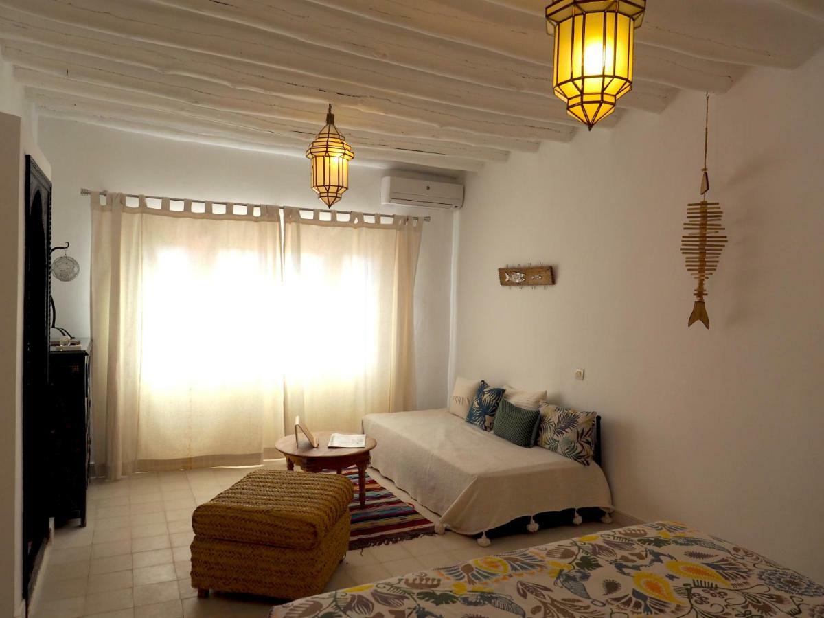 Dar Tifrouine Hotel Lalla Takerkoust Bagian luar foto